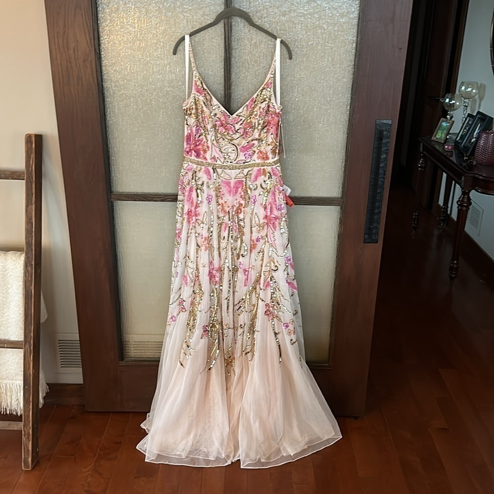Mac Duggal V NECK FLORAL EMBELLISHED SPAGHETTI STRAP GOWN size 12 NEW $698 - Picture 10 of 17
